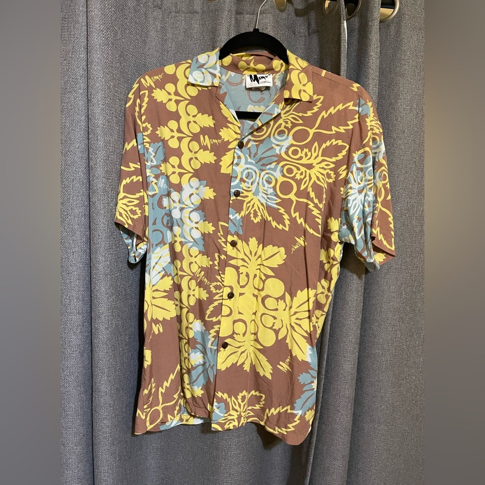 Mamo Howell aloha shirt